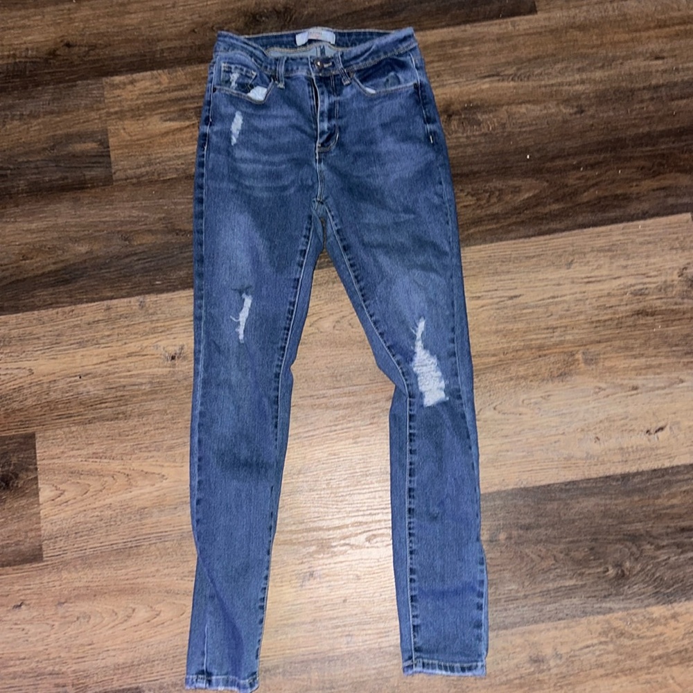 Ripped jeans
